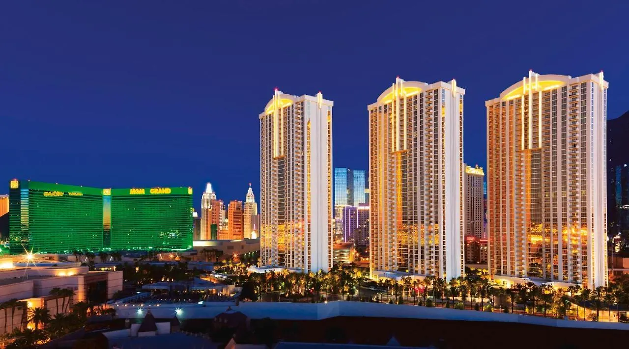Lucky Gem Penthouse & Luxury Suites At Signature Resort, Balcony Strip View 3505 لاس فيغاس