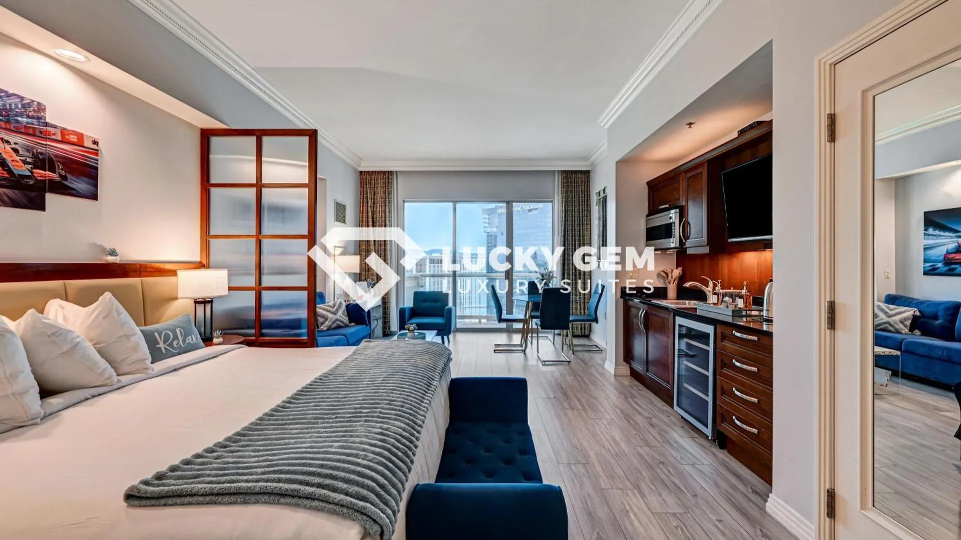 Lucky Gem Penthouse & Luxury Suites At Signature Resort, Balcony Strip View 3505 Las Vegas