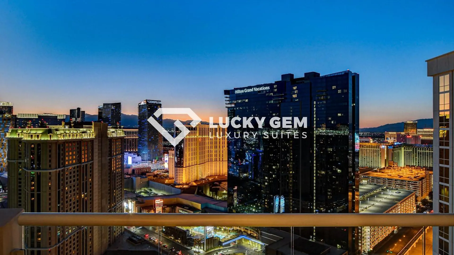 Lucky Gem Penthouse & Luxury Suites At Signature Resort, Balcony Strip View 3505 Las Vegas