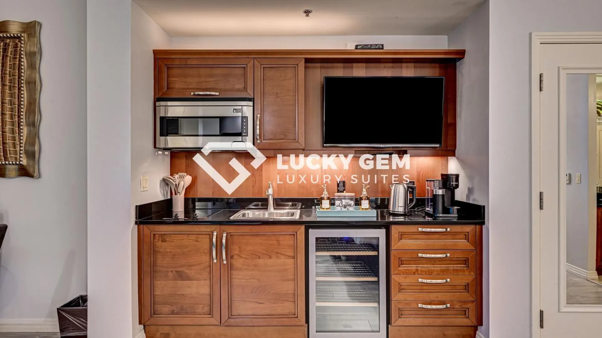 Lucky Gem Penthouse & Luxury Suites At Signature Resort, Balcony Strip View 3505 Las Vegas Hotel